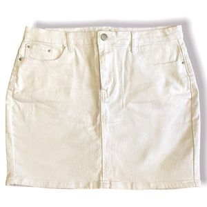 White Stretchy Jean / Denim Mini Skirt